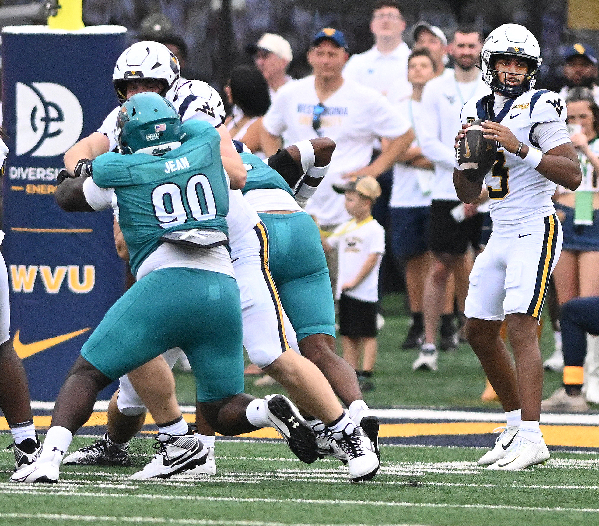 WVU football’s offensive line played ‘solid’ in 1st game playing together